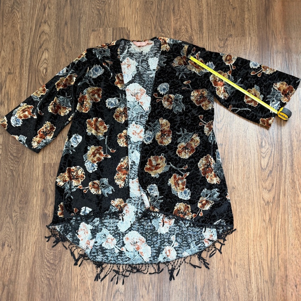 Floral Cardigan/Duster - Picture 4 of 5